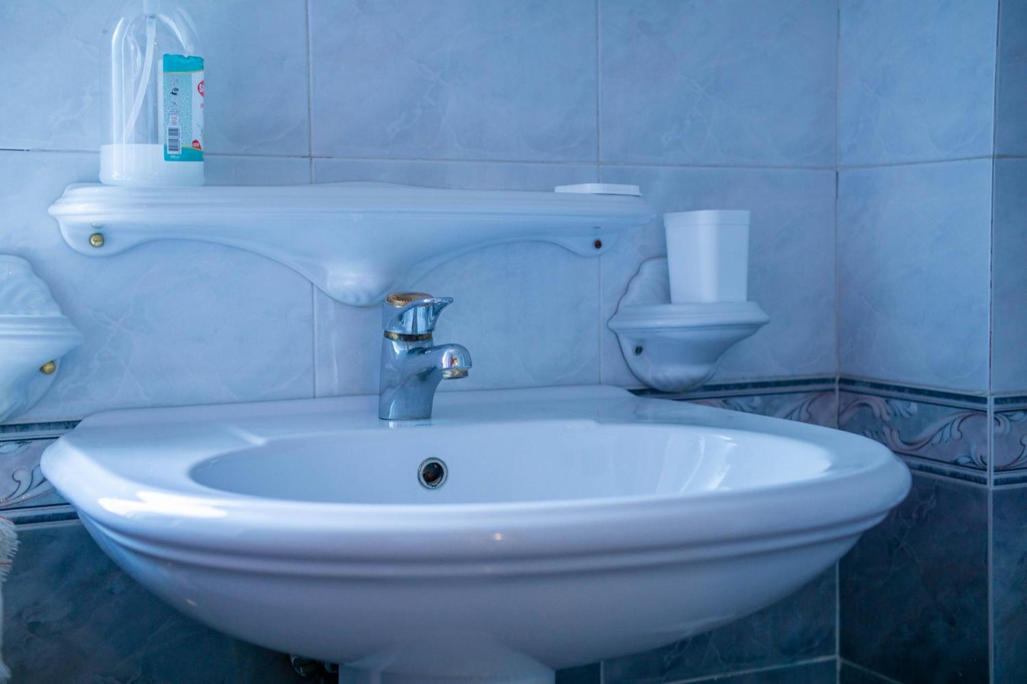 Bllok Bright Private Bedrooms With Private Bathroom On Shared Apartment Tirana Buitenkant foto