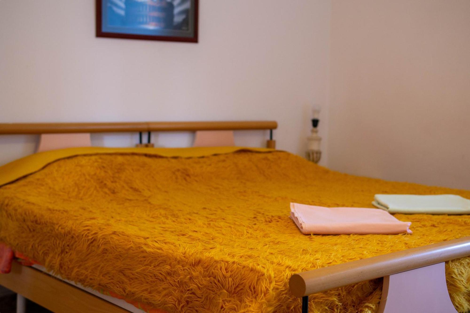 Bllok Bright Private Bedrooms With Private Bathroom On Shared Apartment Tirana Buitenkant foto
