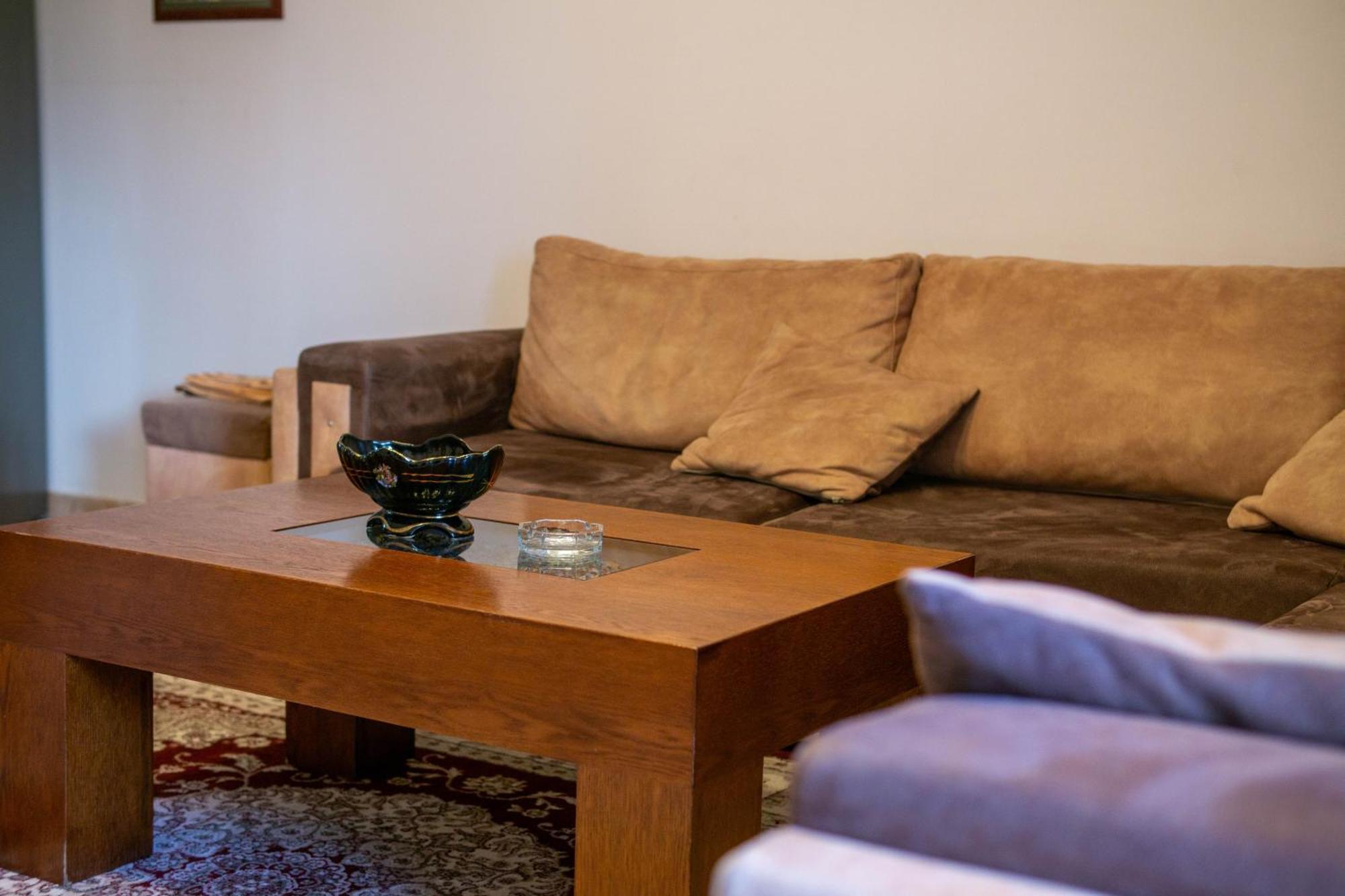 Bllok Bright Private Bedrooms With Private Bathroom On Shared Apartment Tirana Buitenkant foto