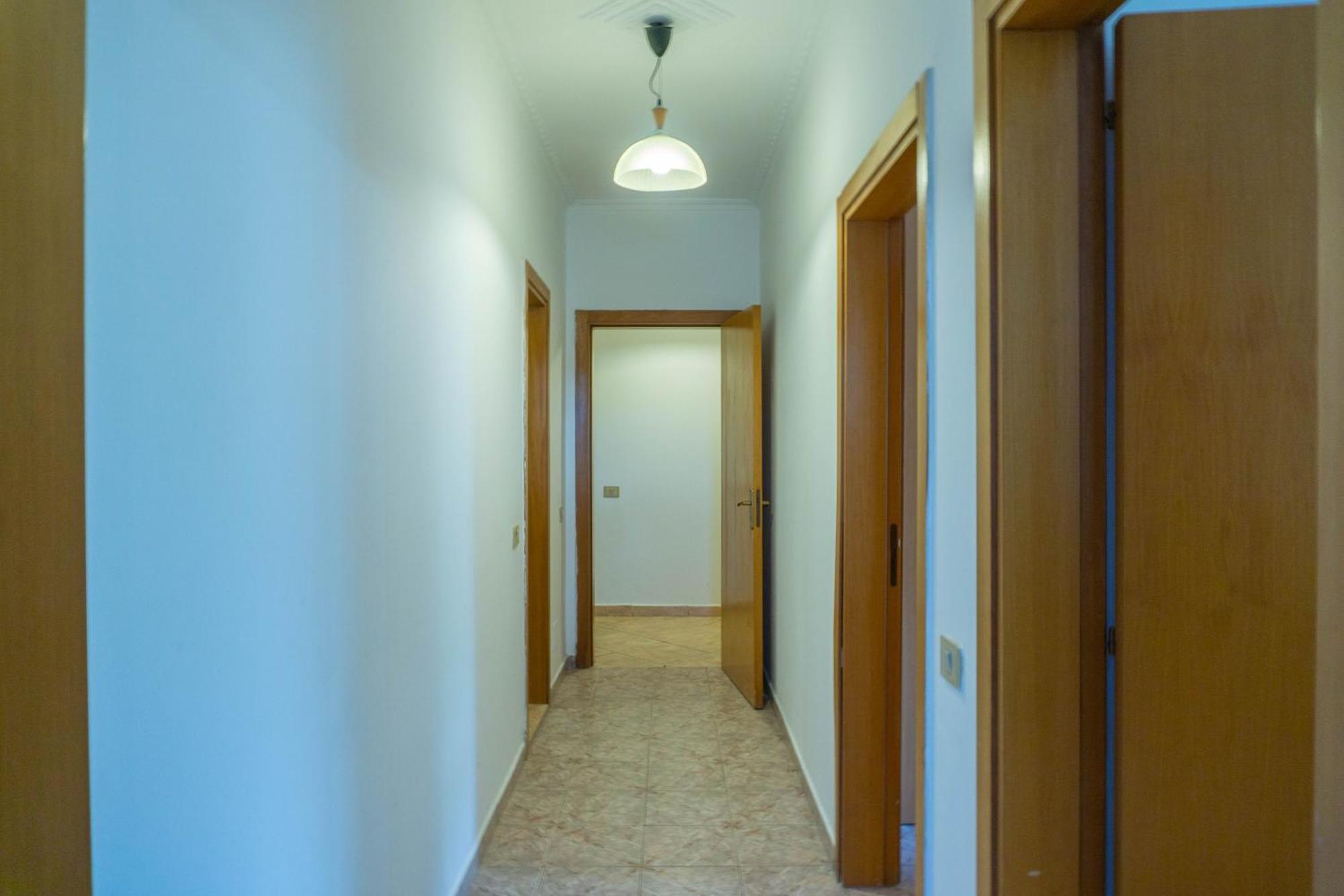 Bllok Bright Private Bedrooms With Private Bathroom On Shared Apartment Tirana Buitenkant foto