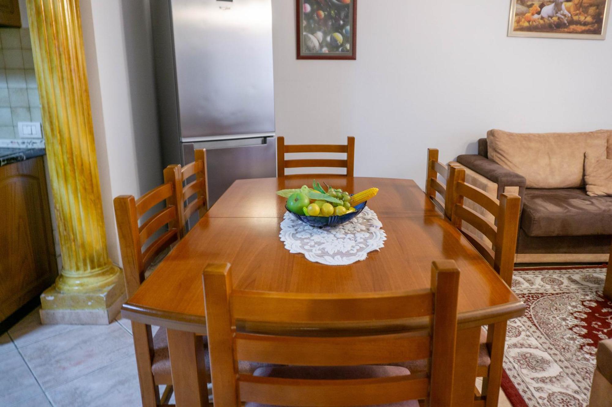 Bllok Bright Private Bedrooms With Private Bathroom On Shared Apartment Tirana Buitenkant foto