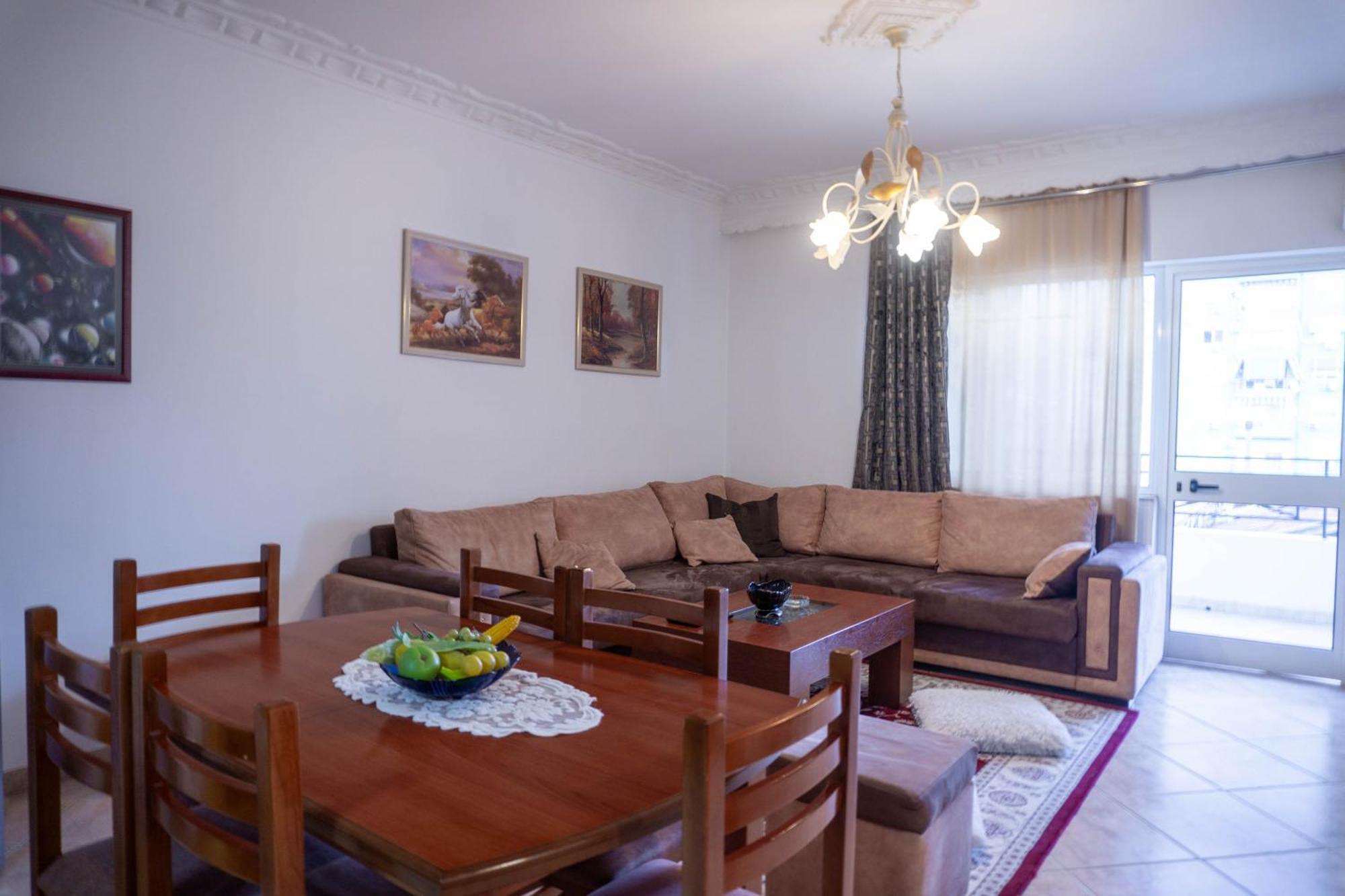 Bllok Bright Private Bedrooms With Private Bathroom On Shared Apartment Tirana Buitenkant foto